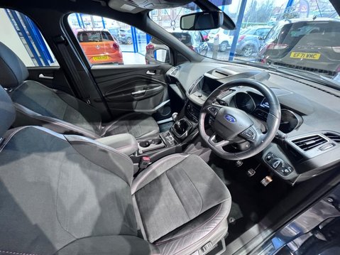 Ford Kuga 1.5T EcoBoost ST-Line Euro 6 (s/s) 5dr 14