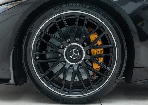 Mercedes-Benz SL Class SL63 AMG PERFORMANCE 