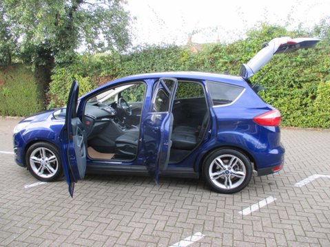 Ford C-Max 1.0T EcoBoost Titanium X Euro 5 (s/s) 5dr 9