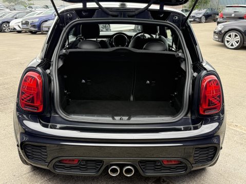Mini Hatch 2.0 Cooper S Sport Hatchback 3dr Petrol Steptronic Euro 6 (s/s) (192 ps) 19