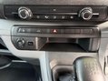 Vauxhall Vivaro L2H1 2900 SPORTIVE S/S 27