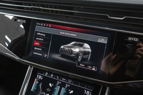 Audi Q7 3.0 TFSI V6 55 Black Edition SUV 5dr Petrol Tiptronic quattro Euro 6 (s/s) 16