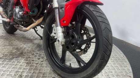 Benelli BN 2021 GOOD RUNNING PROJECT BIKE SPARES OR REPAIR 125CC 7