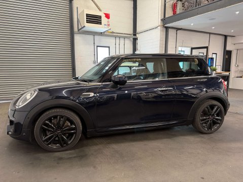 Mini Hatch 1.5 Cooper Sport 3dr 8