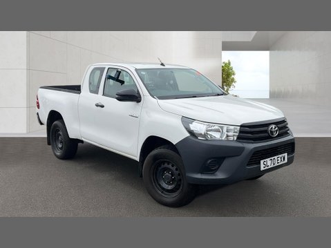 Toyota Hilux Active | 2.4 LT | Extended Cab | Tow Bar | Air Con | EURO 6 2
