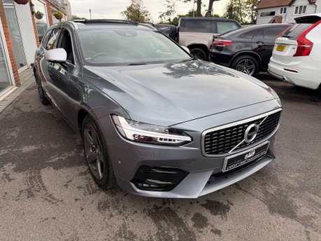 Volvo V90 2.0 D5 PowerPulse R-Design Pro Estate 5dr Diesel Auto AWD Euro 6 (235PS) 10