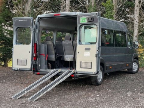 Peugeot Boxer L4H2 Non-D1 17-seat Minibus Lite with A/C, Cameras, Towbar, Internal luggag 3