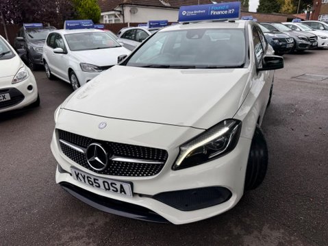 Mercedes-Benz A Class 2.1 A200d AMG Line (Premium) 7G-DCT Euro 6 (s/s) 5dr 9