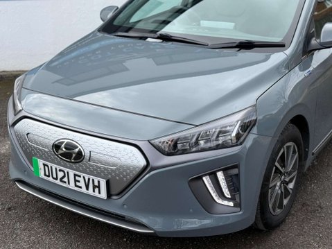 Hyundai IONIQ 38.3kWh Premium SE Auto 5dr 12