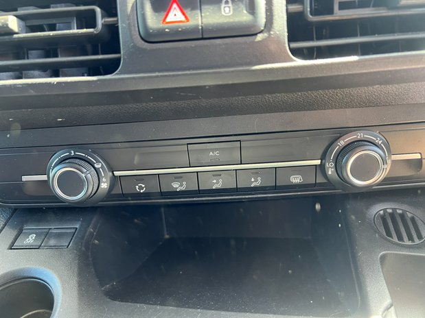 Vauxhall Combo LWB L2H1 Low Roof Sportive 2300 Air Con Sensors EURO 6 NO VAT 30