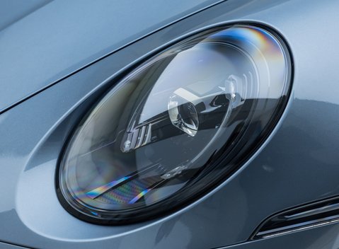 Porsche 911 Carrera 4 GTS (992.2) 38