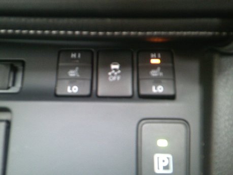 Toyota Auris VVT-I BUSINESS EDITION ONLY 13,000 MILES FROM NEW 16