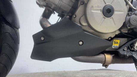 Aprilia Shiver GT 2011 ONLY 20K 1 OWNER NEW MOT VERY CLEAN SUPERMOTO 750CC 31