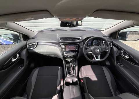 Nissan Qashqai DIG-T ACENTA PREMIUM 13