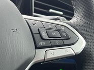 Volkswagen Passat R-LINE DSG 31