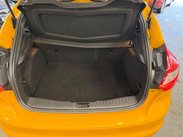 Ford Focus 2.0T EcoBoost ST-3 Euro 5 (s/s) 5dr 31