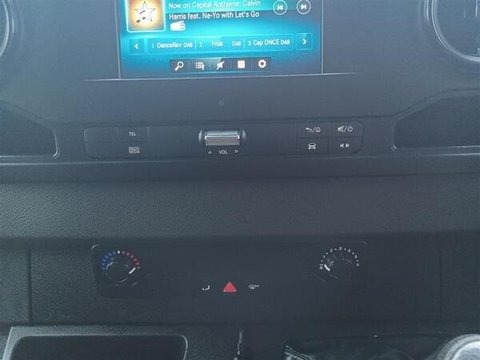 Mercedes-Benz Sprinter 315 CDI PROGRESSIVE 8