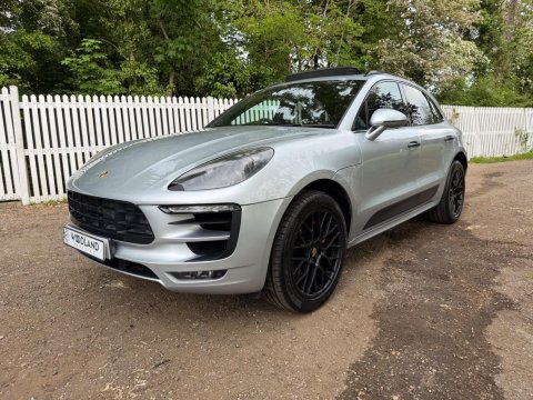 Porsche Macan GTS PDK 10