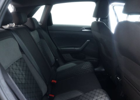 Volkswagen Polo 1.0 Polo R-Line TSi 5dr 48