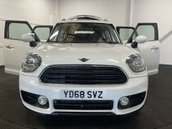 Mini Countryman 2.0 Countryman Cooper D Auto 5dr 8