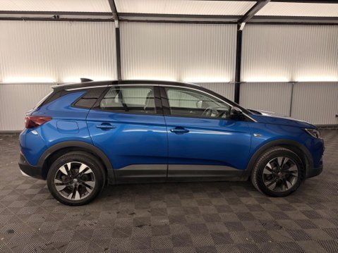 Vauxhall Grandland X 1.2 Turbo Sport Nav Auto Euro 6 (s/s) 5dr 55