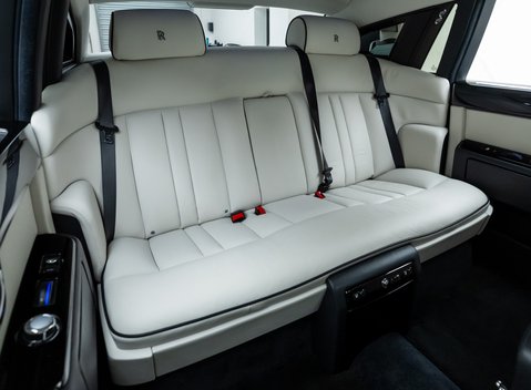 Rolls-Royce Phantom Series II 15