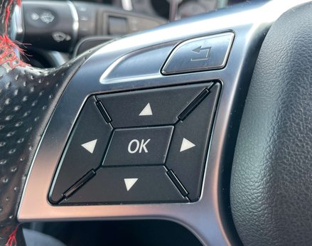 Mercedes-Benz A Class 1.8 A200 BlueEfficiency AMG Sport CDi Auto 5dr 47