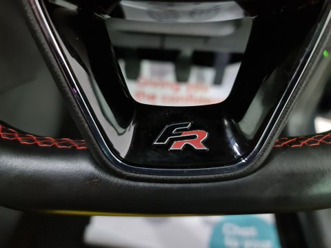 SEAT Leon 1.5 TSI EVO FR ST Euro 6 (s/s) 5dr 38