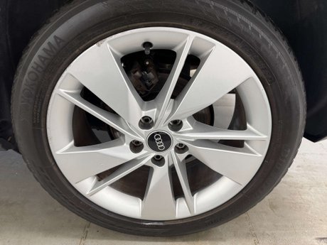 Audi Q2 1.5 Q2 S Line 35 TFSI Semi-Auto 5dr 8