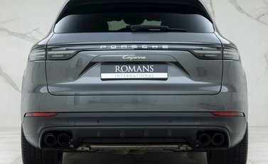 Porsche Cayenne E-Hybrid 5