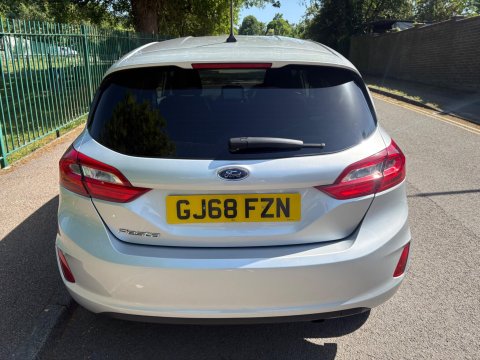 Ford Fiesta TITANIUM TDCI 8