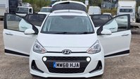 Hyundai i10 1.2 Premium SE Hatchback 5dr Petrol Auto Euro 6 (87 ps) 28