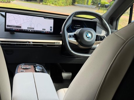 BMW Ix XDRIVE50 M SPORT 12