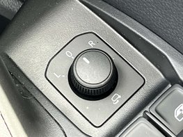 SEAT Arona 1.0 Arona Xperience Lux EcoTSI Semi-Auto 5dr 70