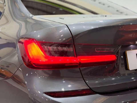 BMW 3 Series 2.0 330e 12kWh M Sport Saloon 4dr Petrol Plug-in Hybrid Auto Euro 6 (s/s) ( 37