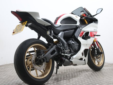 Yamaha R7 YZF R7 (YZF690) 12