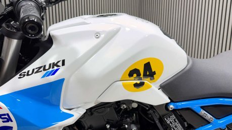 Suzuki GSX 2024 1 OF 5 DREAM MACHINE PEPSI PAINT WORK LONG MOT 800CC 11