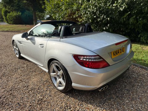 Mercedes-Benz SLK 3.5 SLK350 AMG Sport BlueEfficiency Auto 2dr 3