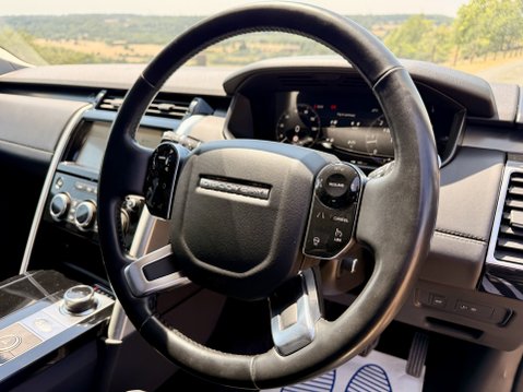 Land Rover Discovery SDV6 HSE LUXURY 26