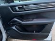Porsche Cayenne V6 PLATINUM EDITION 40