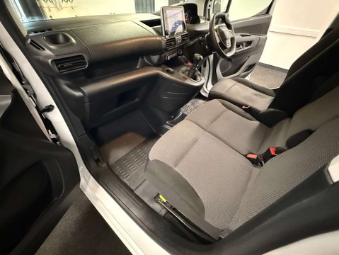 Peugeot Partner 1.5 Partner Professional Premium+ BHDi 21