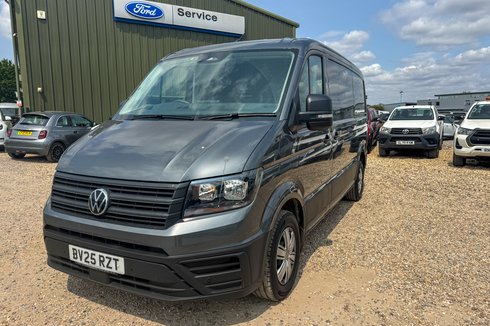 Volkswagen Crafter MWB L2H2 Low Roof Commerce Plus Air Con Sensors EURO 6
