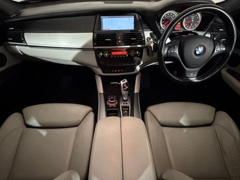 BMW X6 M 12