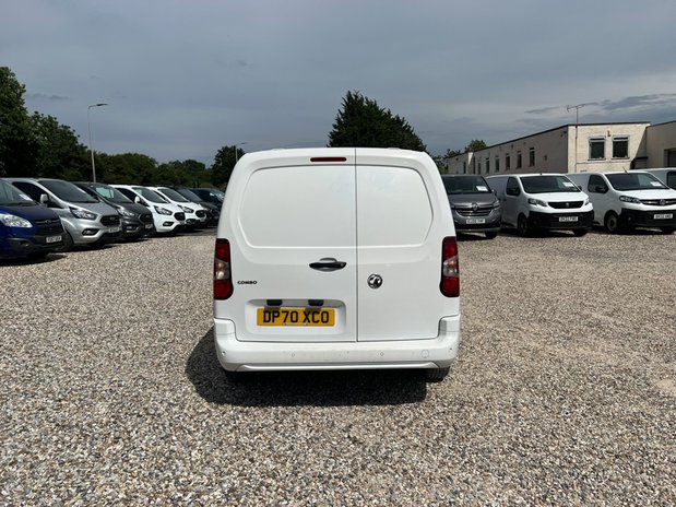 Vauxhall Combo LWB L2H1 (SOLD) Low Roof Sportive 2300 Air Con Sensors EURO 6 NO VAT 7