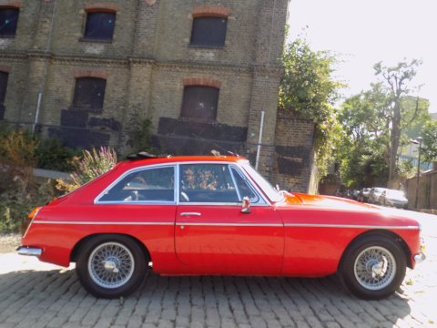 MG B GT 5