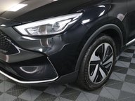 MG ZS TROPHY 31