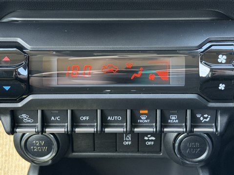 Suzuki Ignis 1.2 Dualjet SZ5 5dr Auto 28