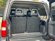 Suzuki Jimny SZ4 38