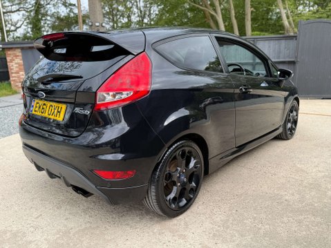 Ford Fiesta 1.6 Fiesta Metal 3dr 29
