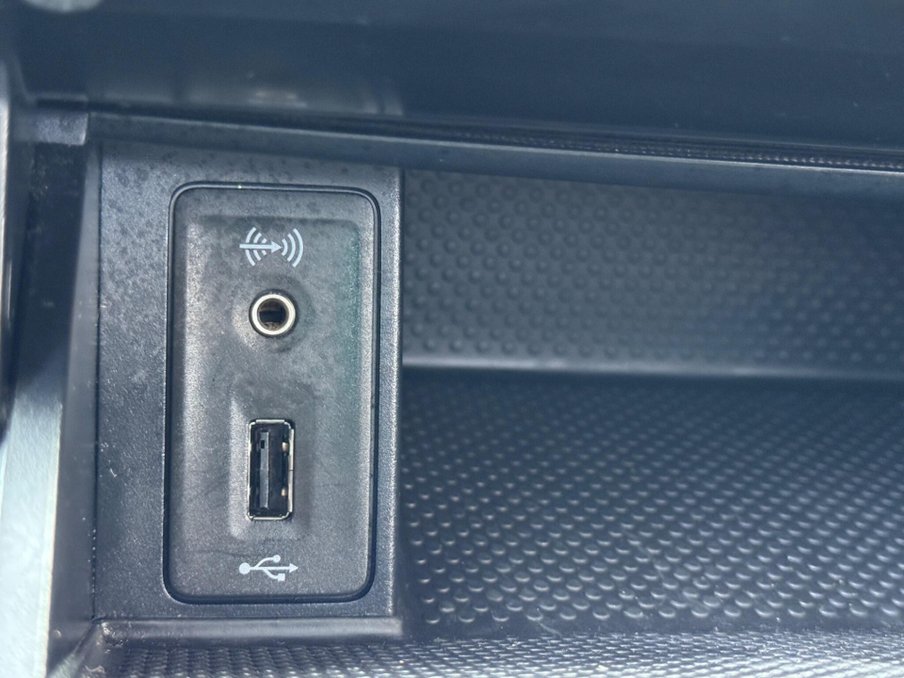 2016 Volkswagen Golf — image 31